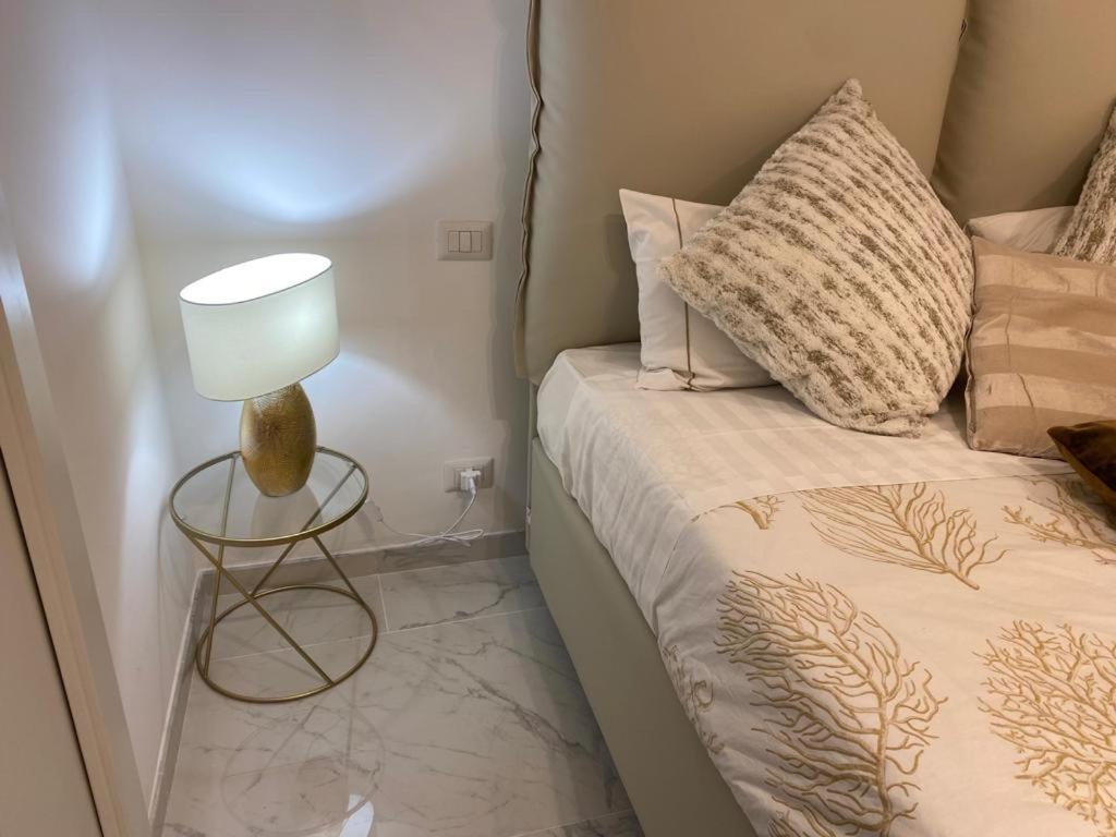 רומא Appartamento Via Del Corso מראה חיצוני תמונה