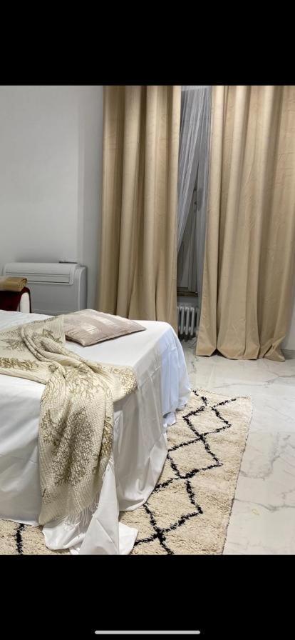 רומא Appartamento Via Del Corso מראה חיצוני תמונה